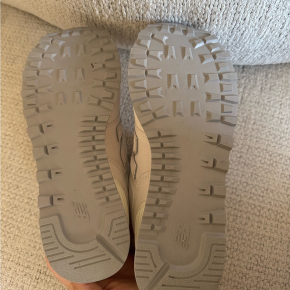 New Balance 574 Women’s Size 6 - Picture 2 of 6